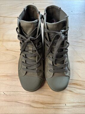 Zodiac high top sneakers